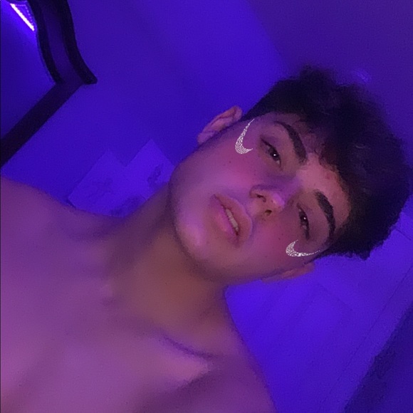 Meet your Posher, Christian - Picture 1 of 4